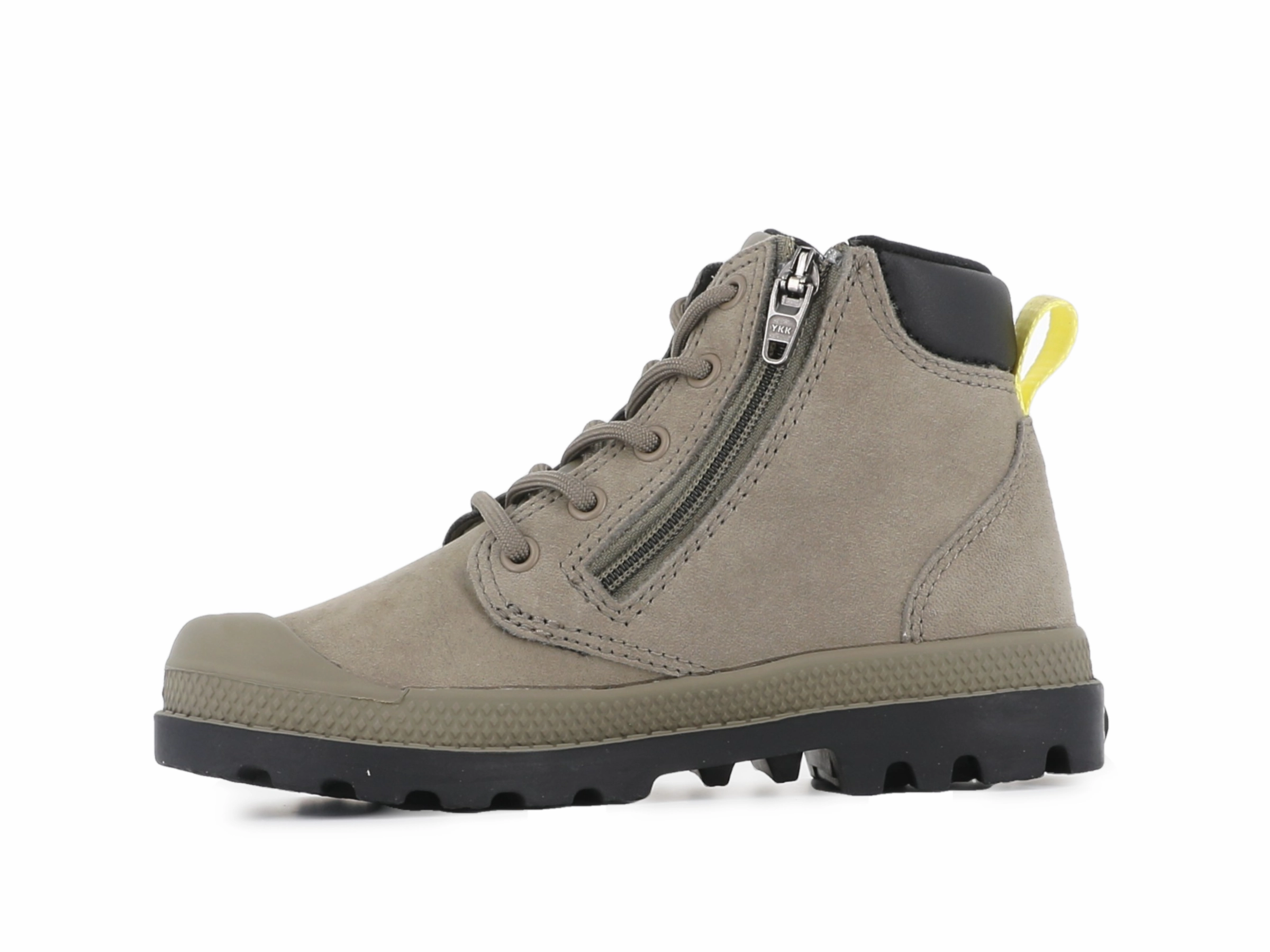 Shoe Waterproofing Spray Nearby 57216-308-M | PAMPA HI CUFF WP OZ | DUSKY GREEN