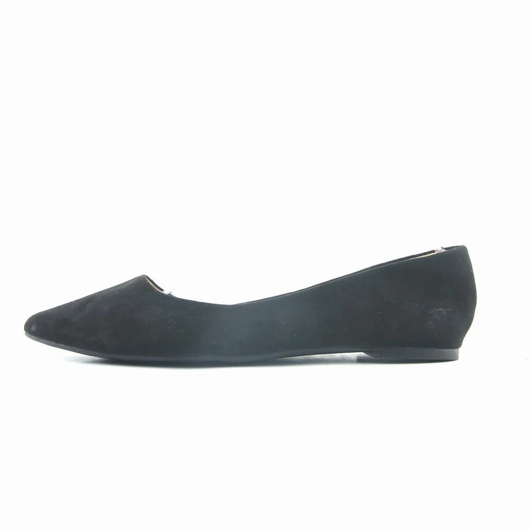 A.NEW DAY . Athletic Propulsion Labs Basketball Shoes