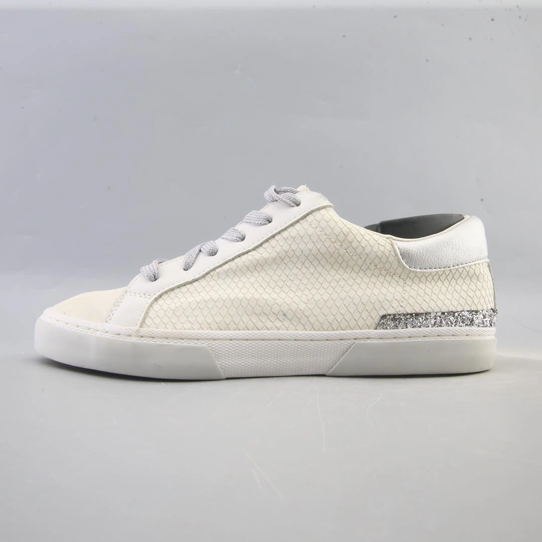 A NEWDAY . Badminton Shoes For Women Decathlon