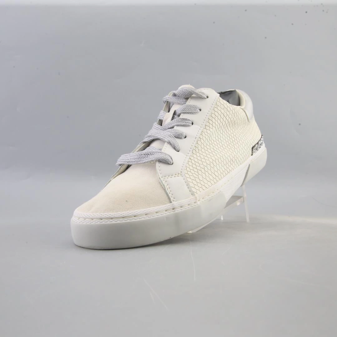 A NEWDAY . Badminton Shoes Company