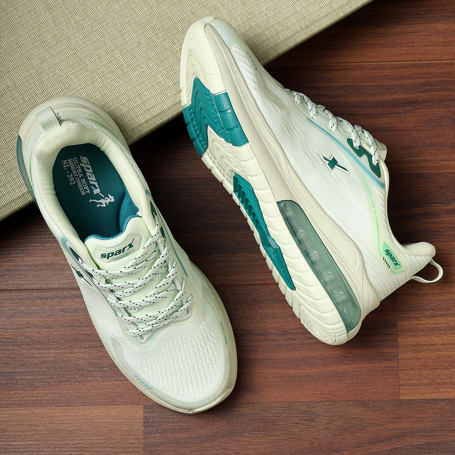 Athleisure Whoes for Women SL 292 Badminton Shoes Budget