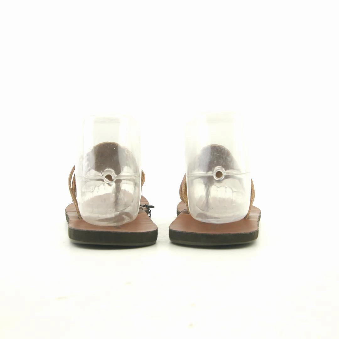 Logo Basketball Shoes AMERICAN BRAND .