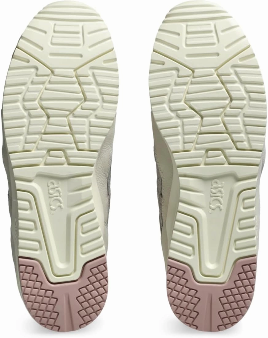 Asics Wrestling Shoes Near Me ASICS Women's Gel Lyte III Retro Running Shoe