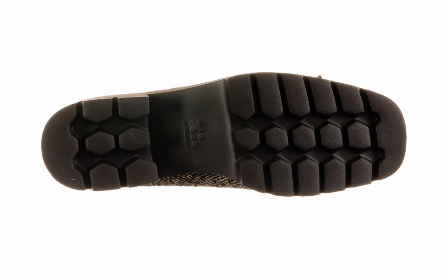 Br Yarn Women Silver Loafers