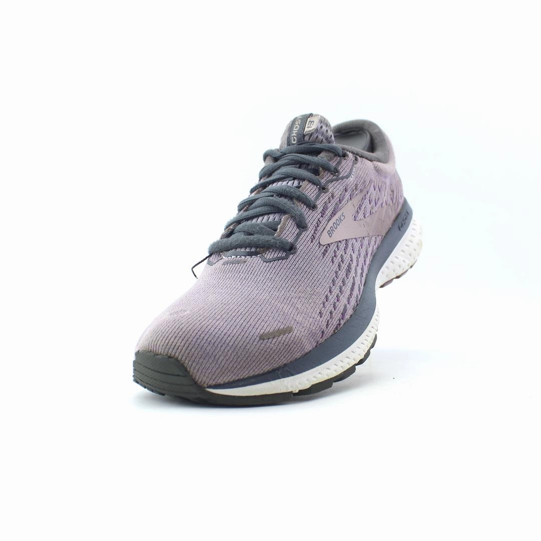 Cognac Brogue Shoes BROOKS GHOST 13