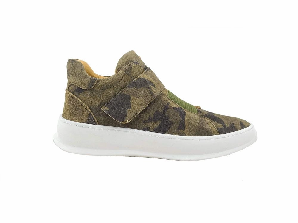 Slip On Fashion Sneaker Camoflage Printed Suede High Top Sneaker Green