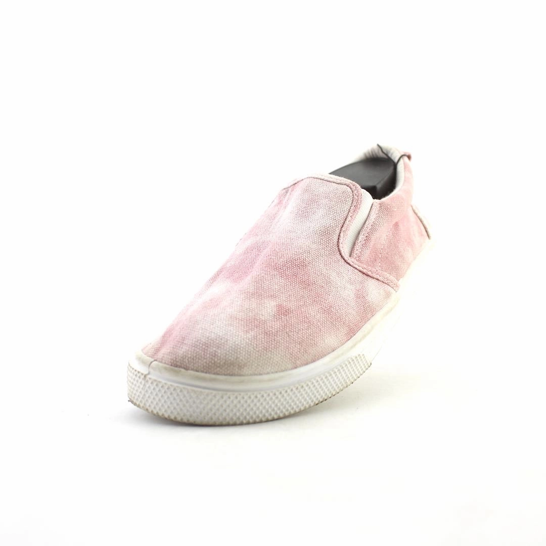 CAT AND JACK . Oxfords Casual Dining Photos