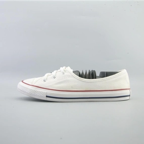 Man With Sneakers CONVERSE ALL STAR