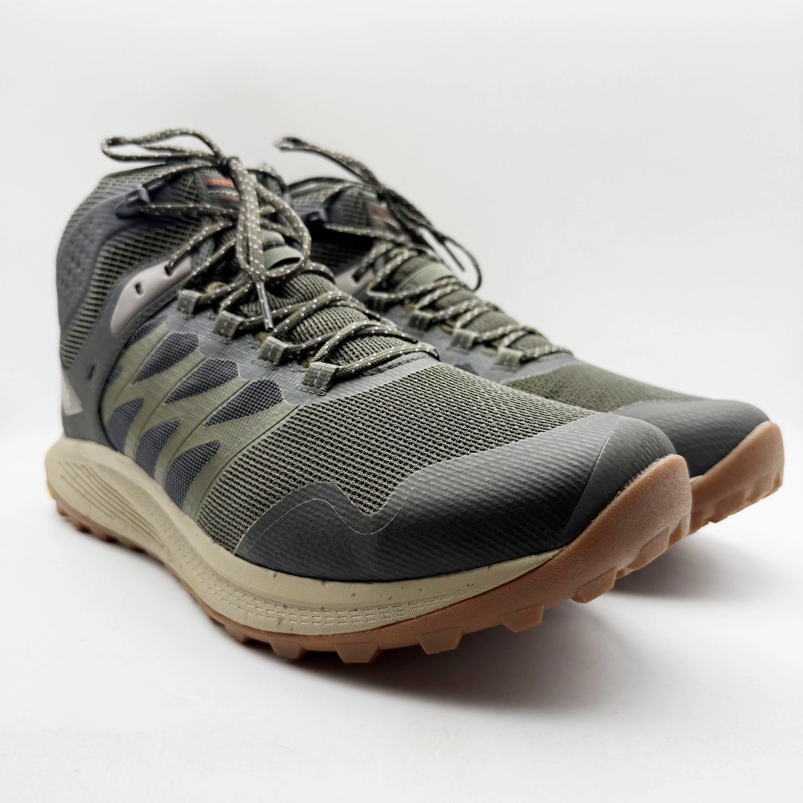 Merrell Mens Nova 3 Mid Hiking Sneakers US 15 Green GORE-TEX Waterproof NIB Best Hiking Shoes Low Cut