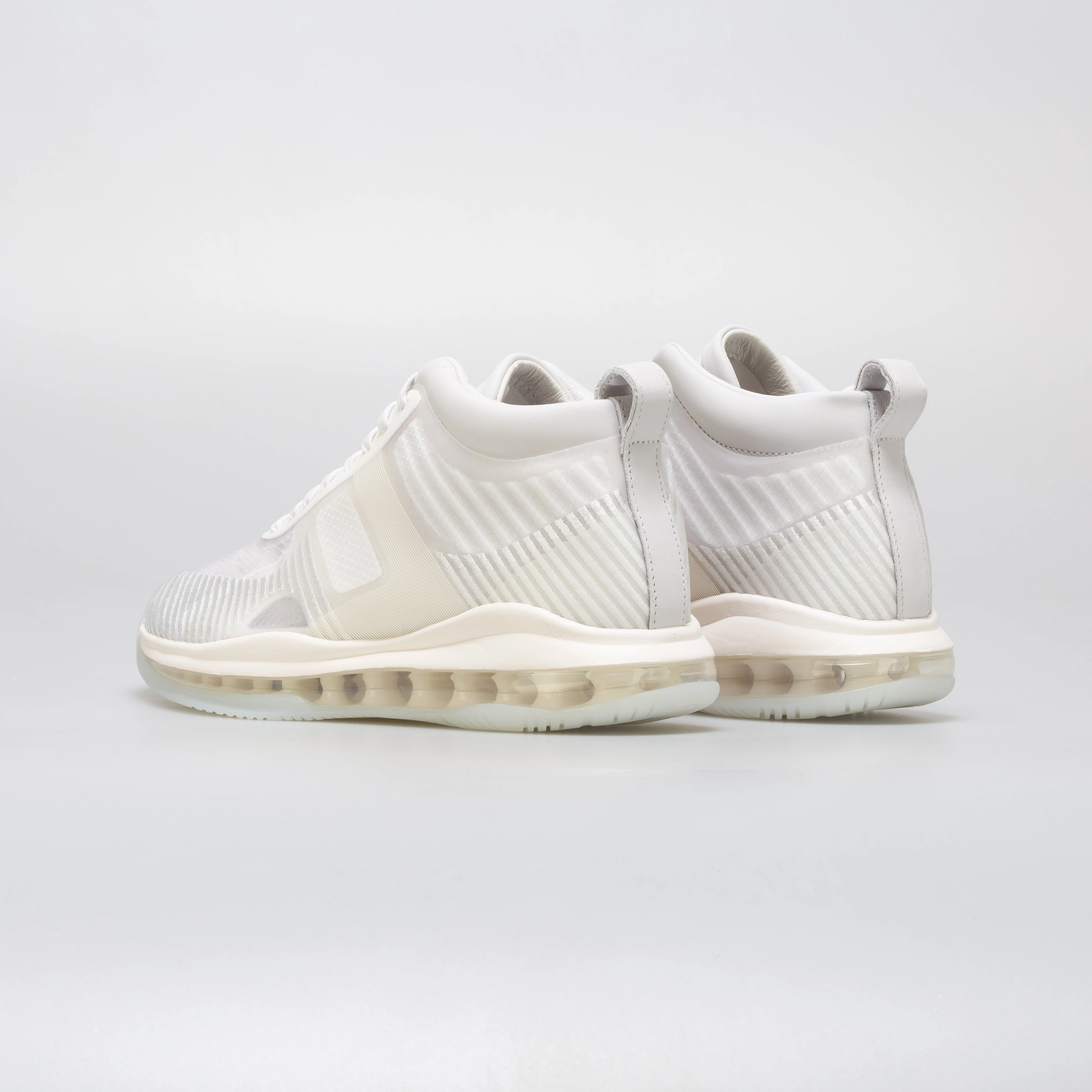 Lebron X John Elliott Icon QS Mens Basketball Shoe - White/Sail Best High Top Basketball Shoes