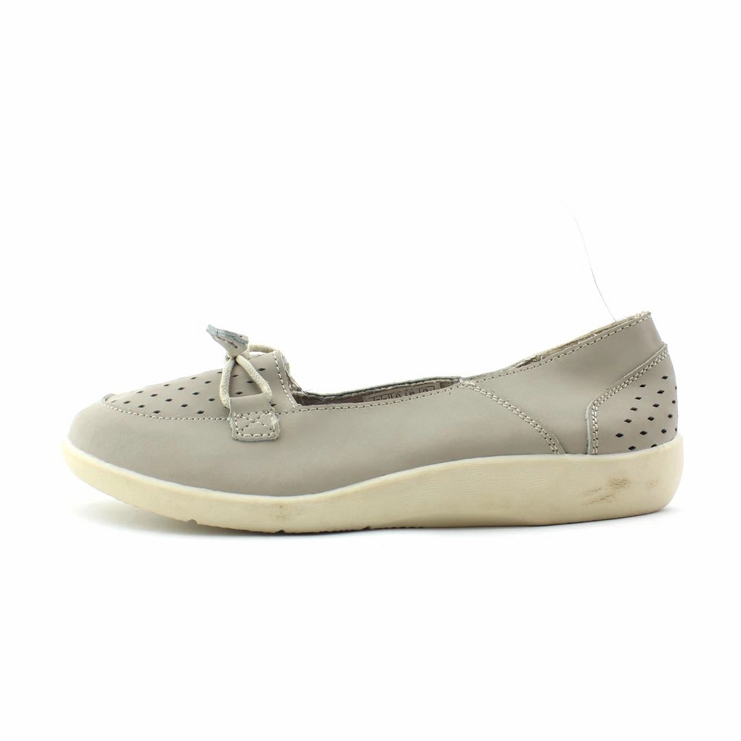 DAMART . Leather Brogue Chelsea Boots