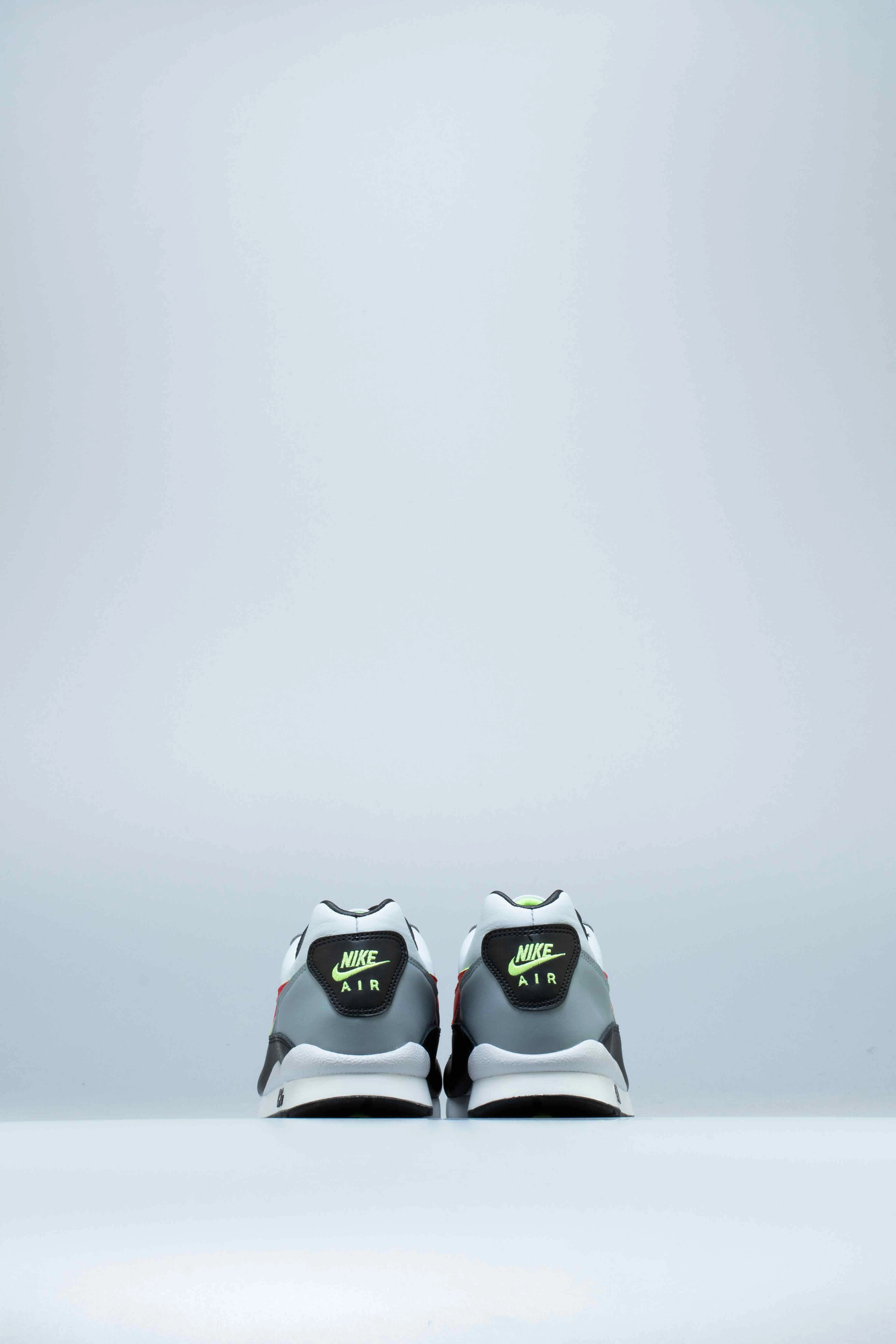 Air Wildwood ACG Mens Running Shoe - Platinum/Comet Red Dv Nb Trail Shoe 2024