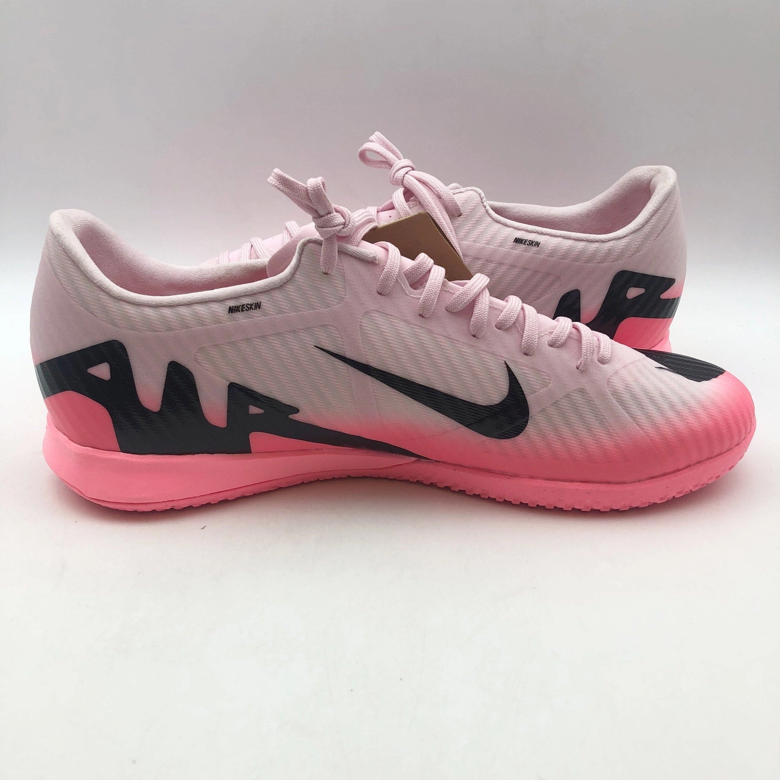 Smelly Soccer Cleats Nike Mens Mercurial Vapor 15 Academy IC Soccer Cleats Size 12 Pink Black NWOB