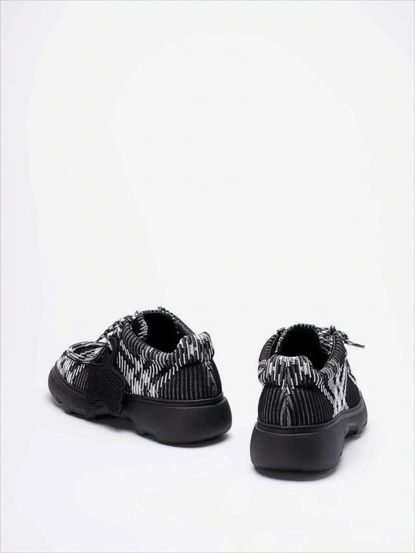 Keen Jasper Zionic Sneakers Textured Black And White Patterned Sneakers