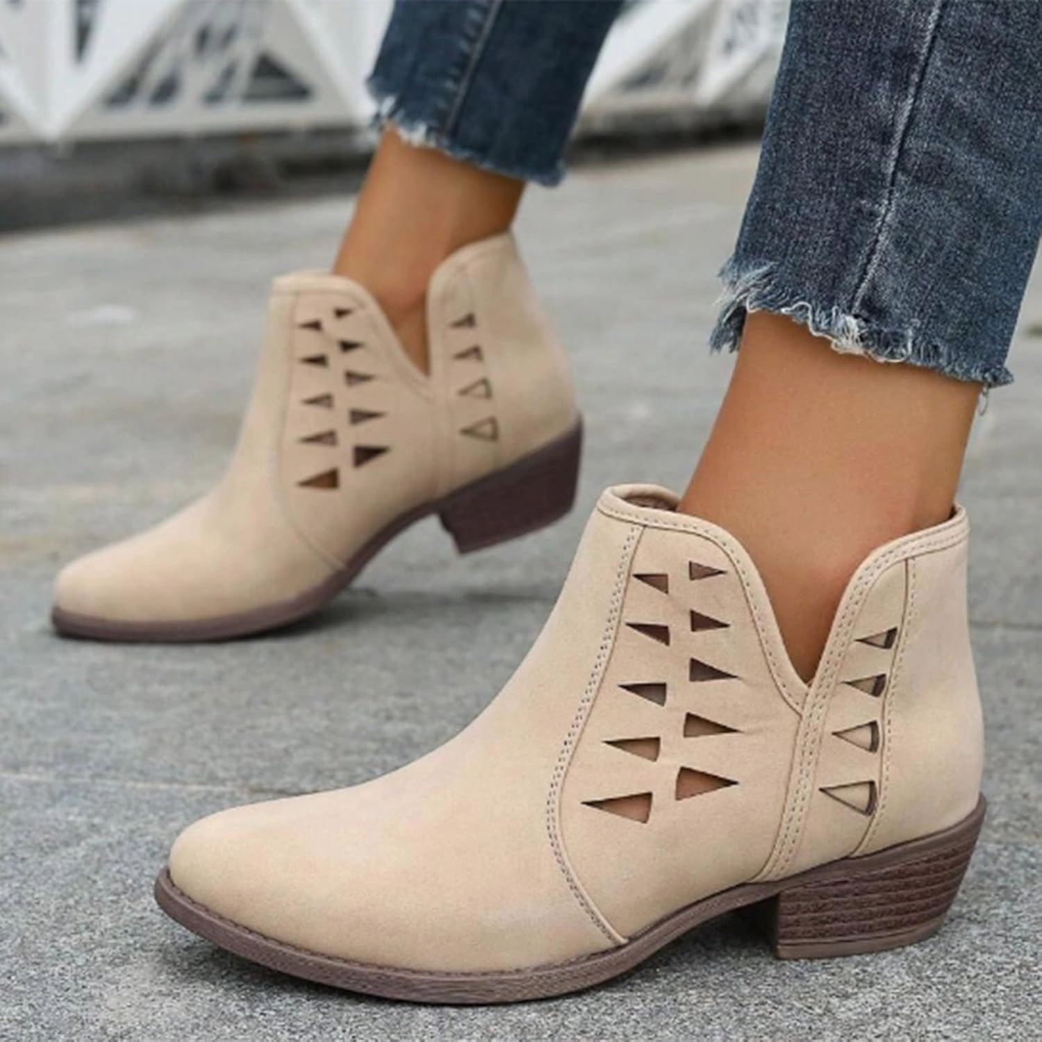 Fashion Women Short Ankle Boots Lightweight Walking Shoes for Women Round Toe Flat Women Lightweight Fashion Shoes Boots For Welding