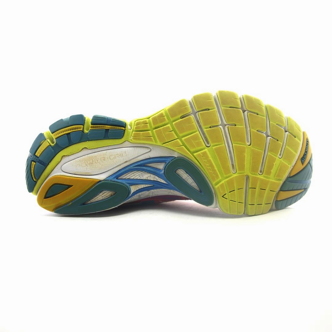 SAUCONY GUIDE 8 Archie Brogue Shoes