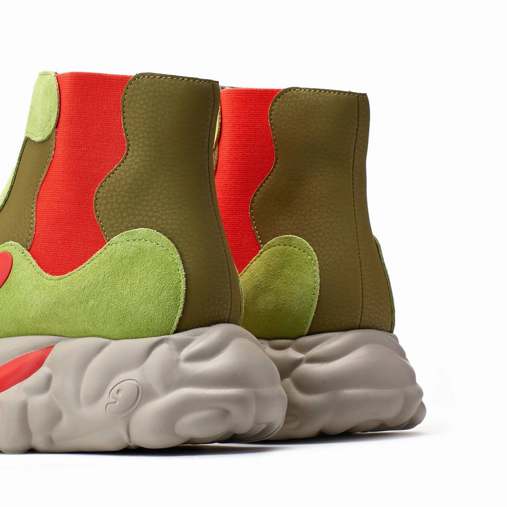 Fern Sanamolls III Women Barefoot Skate