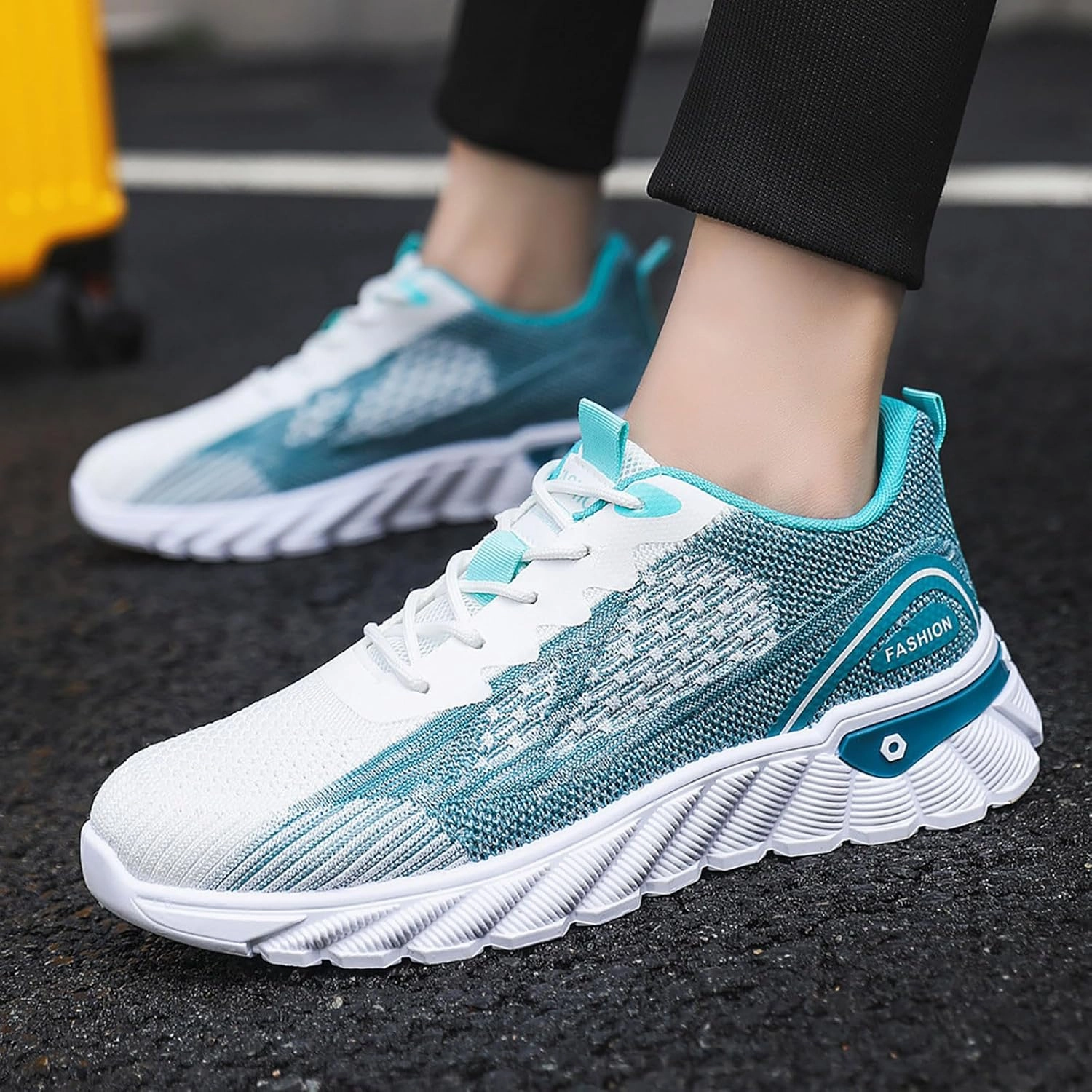 Spiked Sneakers Men's Sneakers Men's Shoes Walking Shoe for Men Shoe for Men Mesh for Everyday and Travel Sneaker