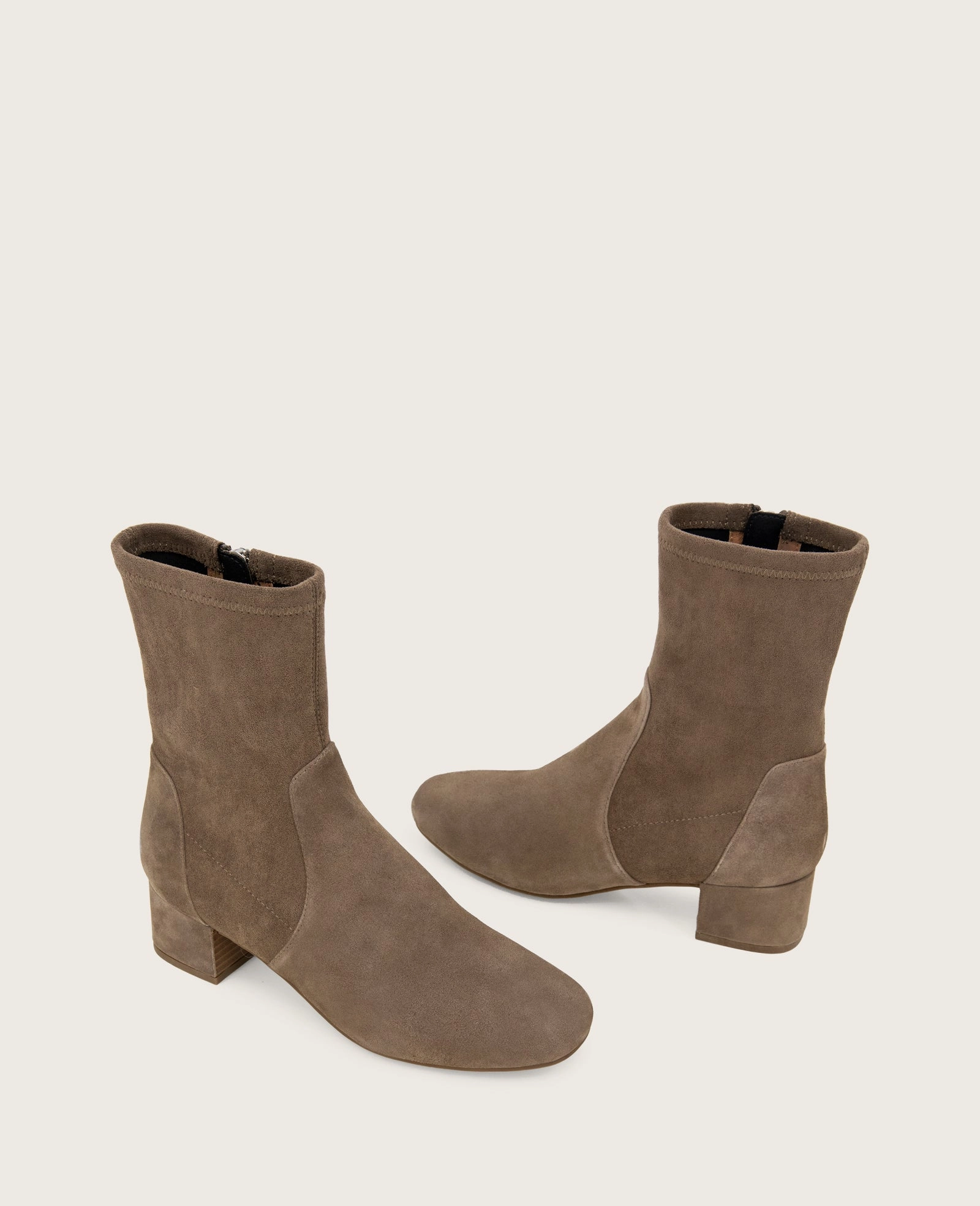 GENTLE SOULS - Ella Micro Suede Stretch Bootie Badminton Stabil Next Gen Shoes