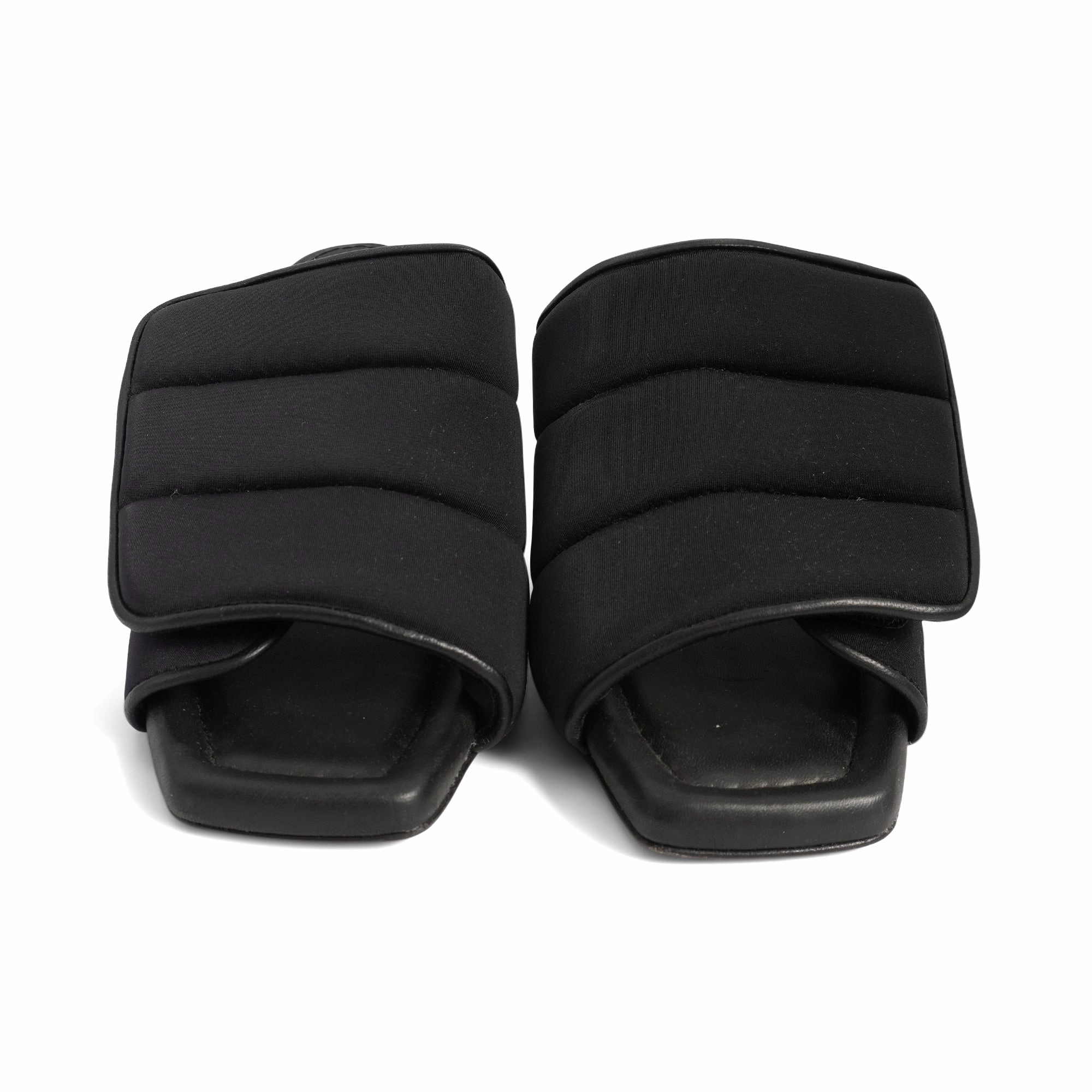 La Toc St Lucia Gia Borghini 'Gia 4' Sandals - Women's 38