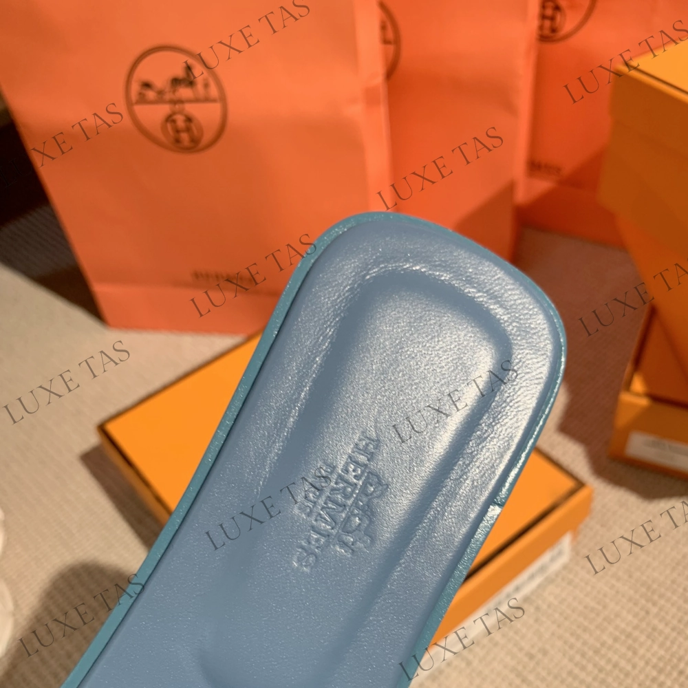 Gris Antarctique Oran Sandal - Designer Slides & Sandals for Women Terrain Sandals