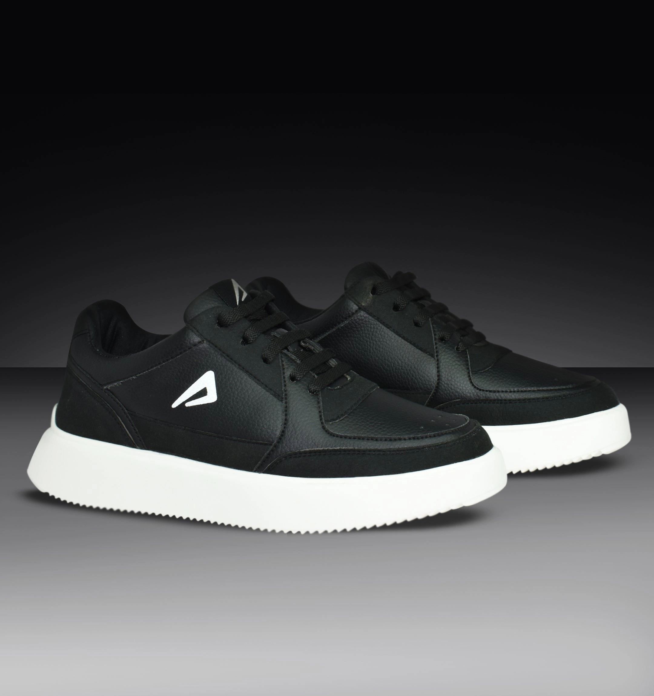 Tenaya Oasi Climbing Impakto Men Black Casual Shoe  EG1012