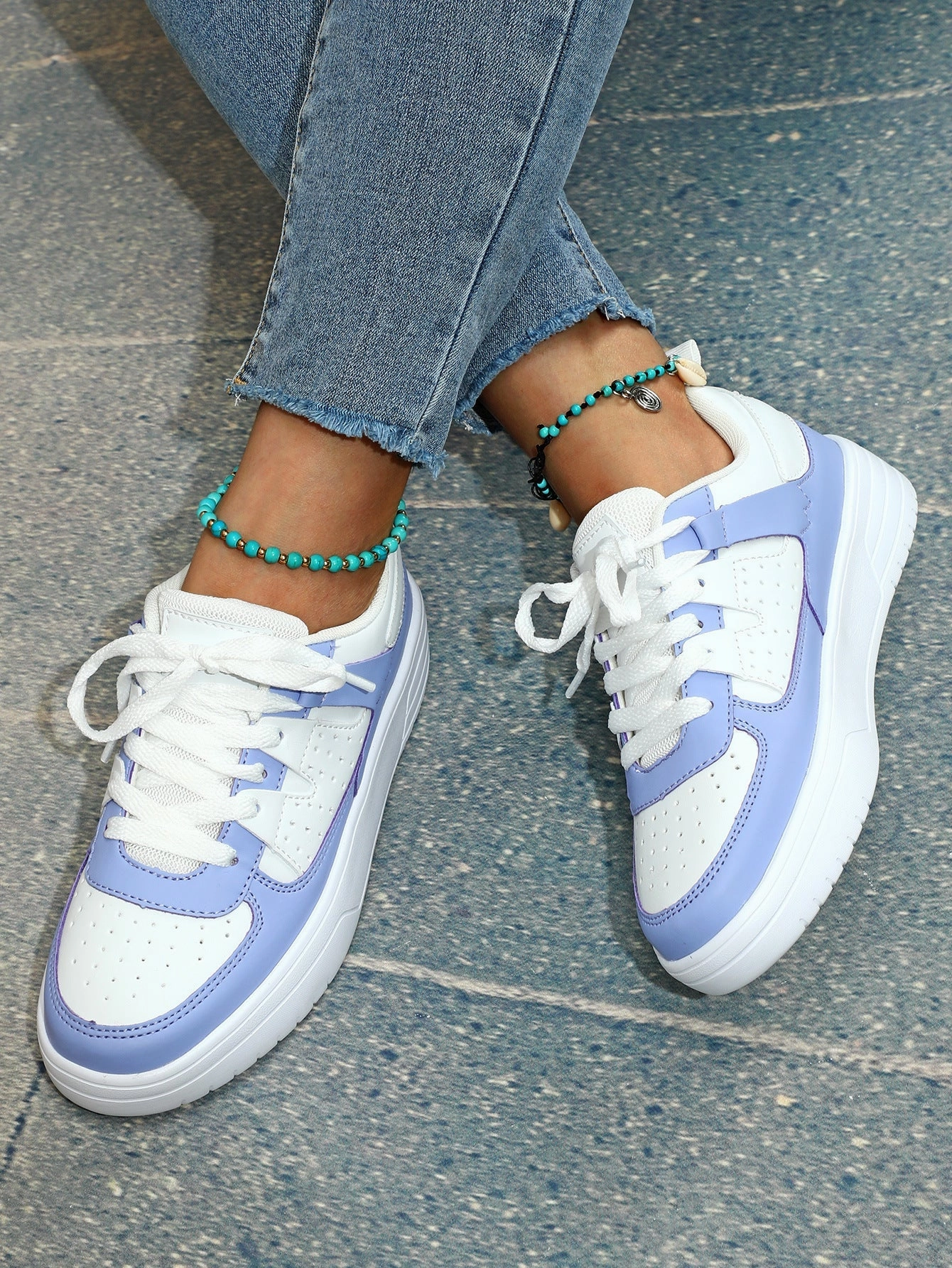 Ins European And American Fashion Platform Couple's Soft Bottom Comfortable Board Shoes Can Be Tie Up