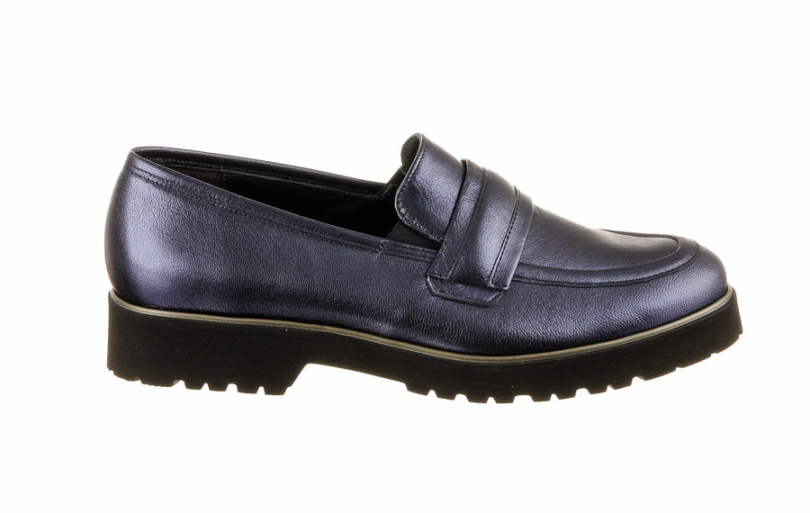Sem Ziggy Navy Loafers With A Suit
