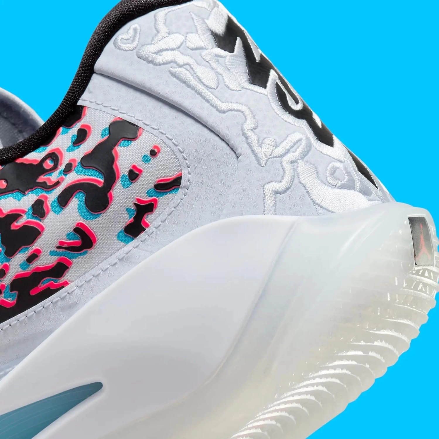 Nike Zoom Fly Shoes Jordan Zion 3 Men's Shoes (DR0675-106, White/University RED/Cement Grey)