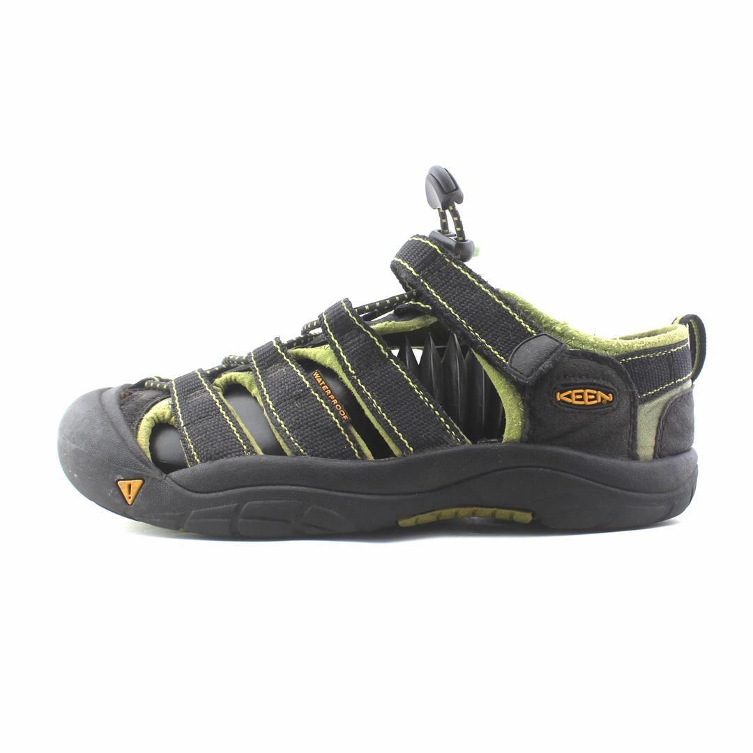 KEEN YOUTH NEWPORT Walking Trail Shoe Store