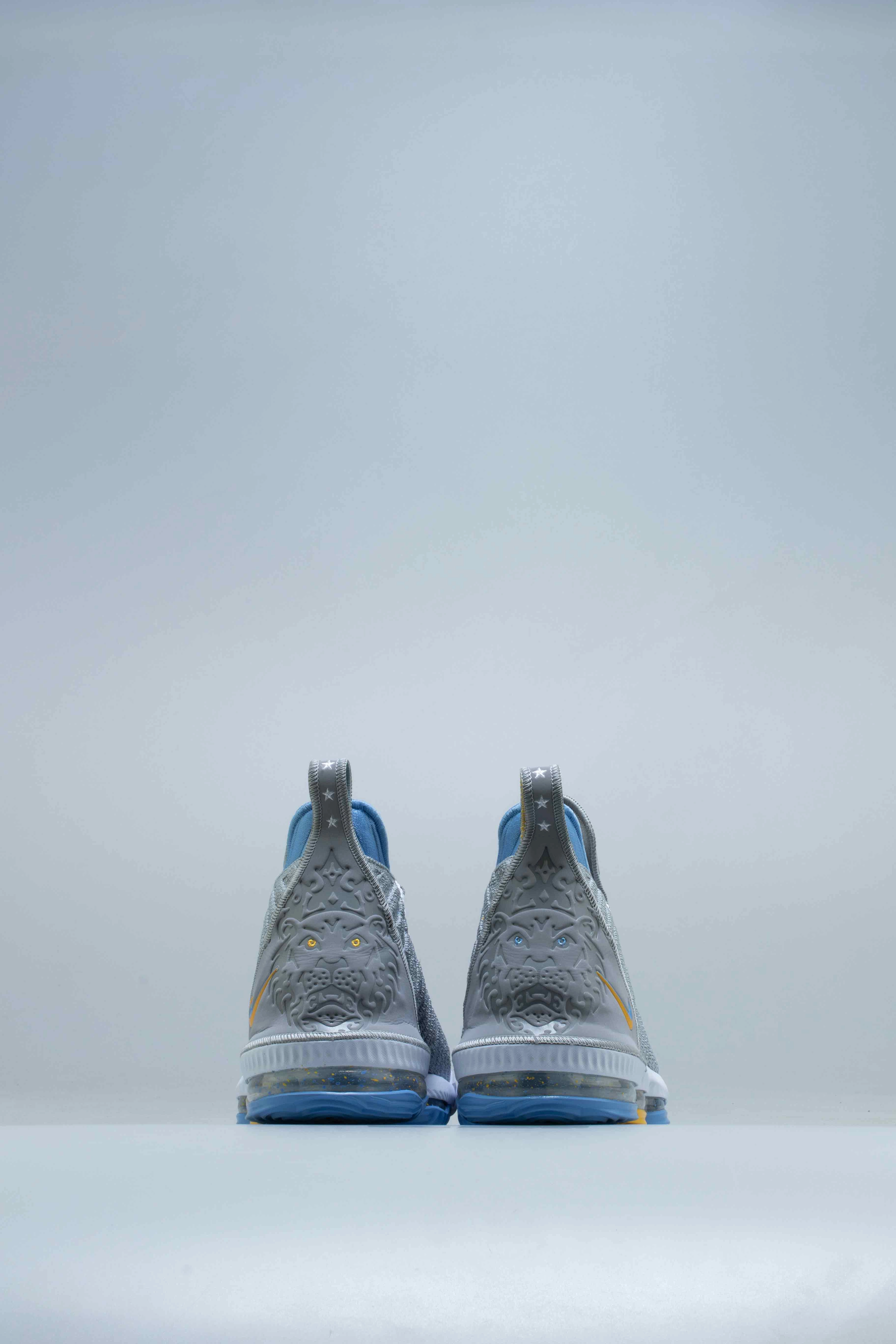 Lebron 16 Minneapolis Lakers Mens Shoe - Wolf Grey/White-University Blue Best Basketball Shoes For Jumping
