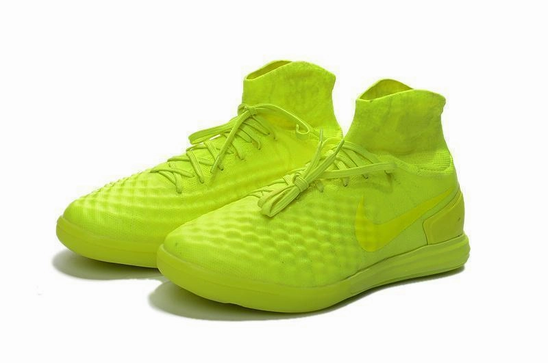 Nike MagistaX Proximo II IC Soccer Shoes Volt BarelyVolt ElectricGreen Nike Shoes And Red