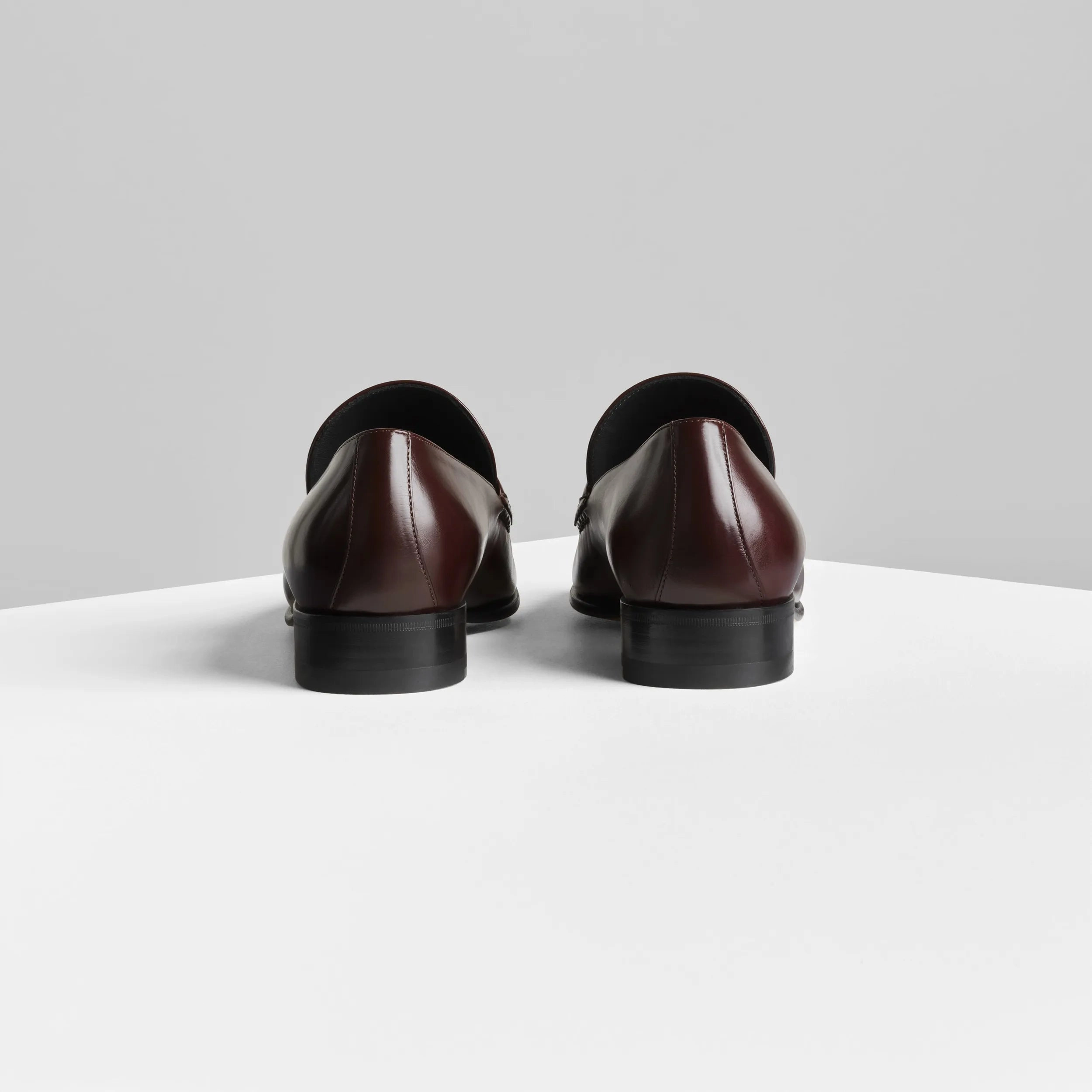 MAN'S LOAFER | oxblood leather Shorts And Loafers