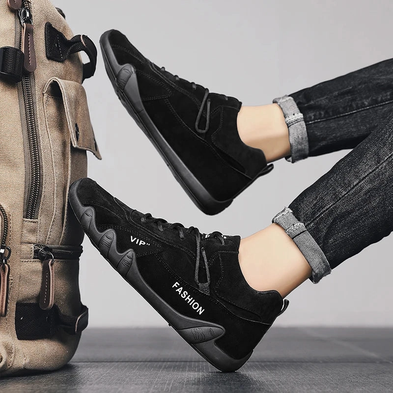 Men's outdoor sports hiking shoes four season new anti slip comfort work shoes fashion youth casual trendy shoes male's sneakers Hiking Shoes Light