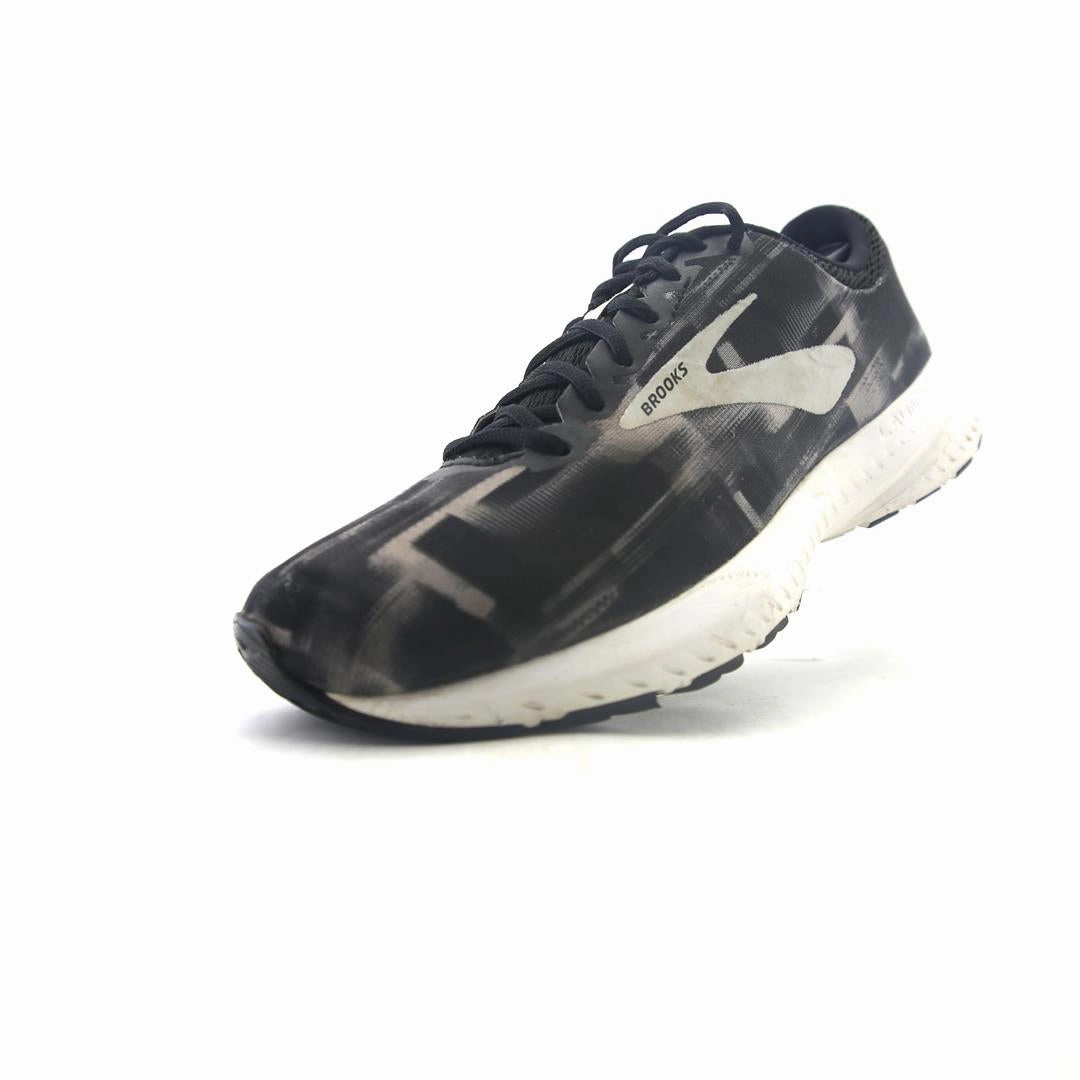 Volleyball Under Armour Shoes BROOKS  LAUNCH 6