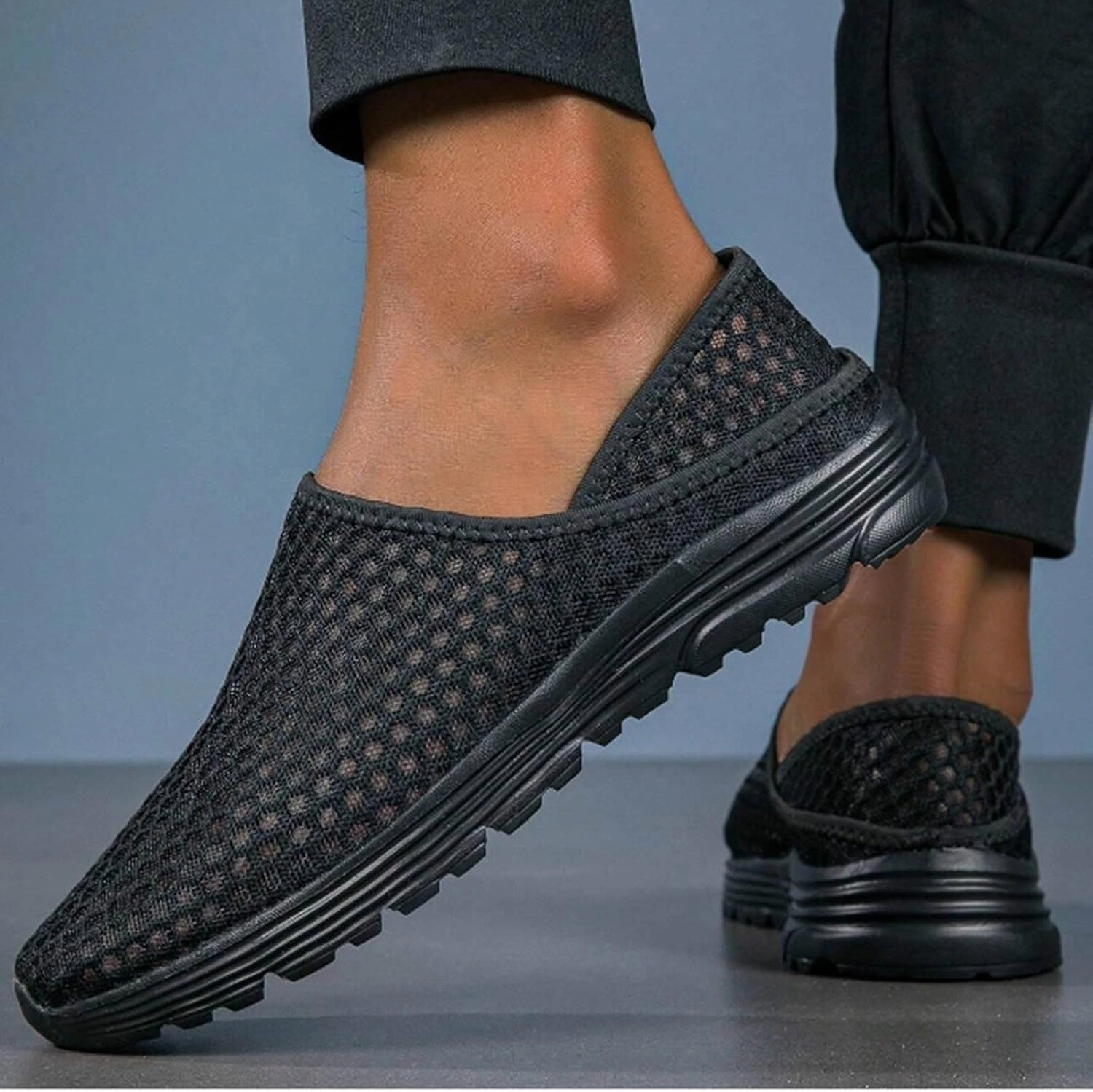 Mens Athletic Shoes Mens Walking Shoes Slip on Shoe for Men Tennis Shoe for Men Mesh Lightweight Sneaker Vapormax Plus Sneakers