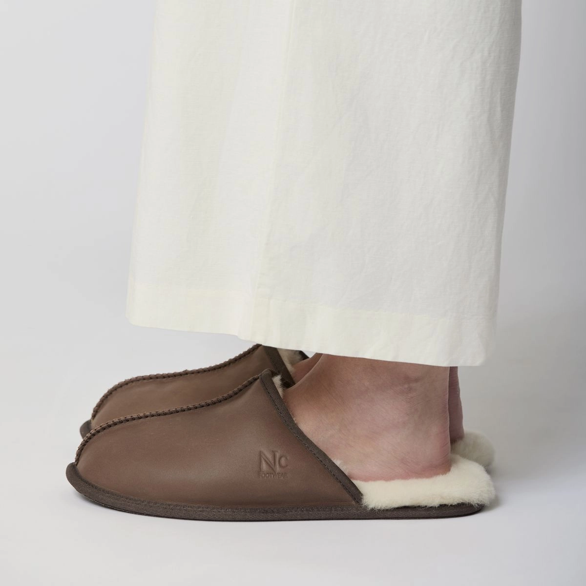 Snoozies House Slippers Mens Slipper