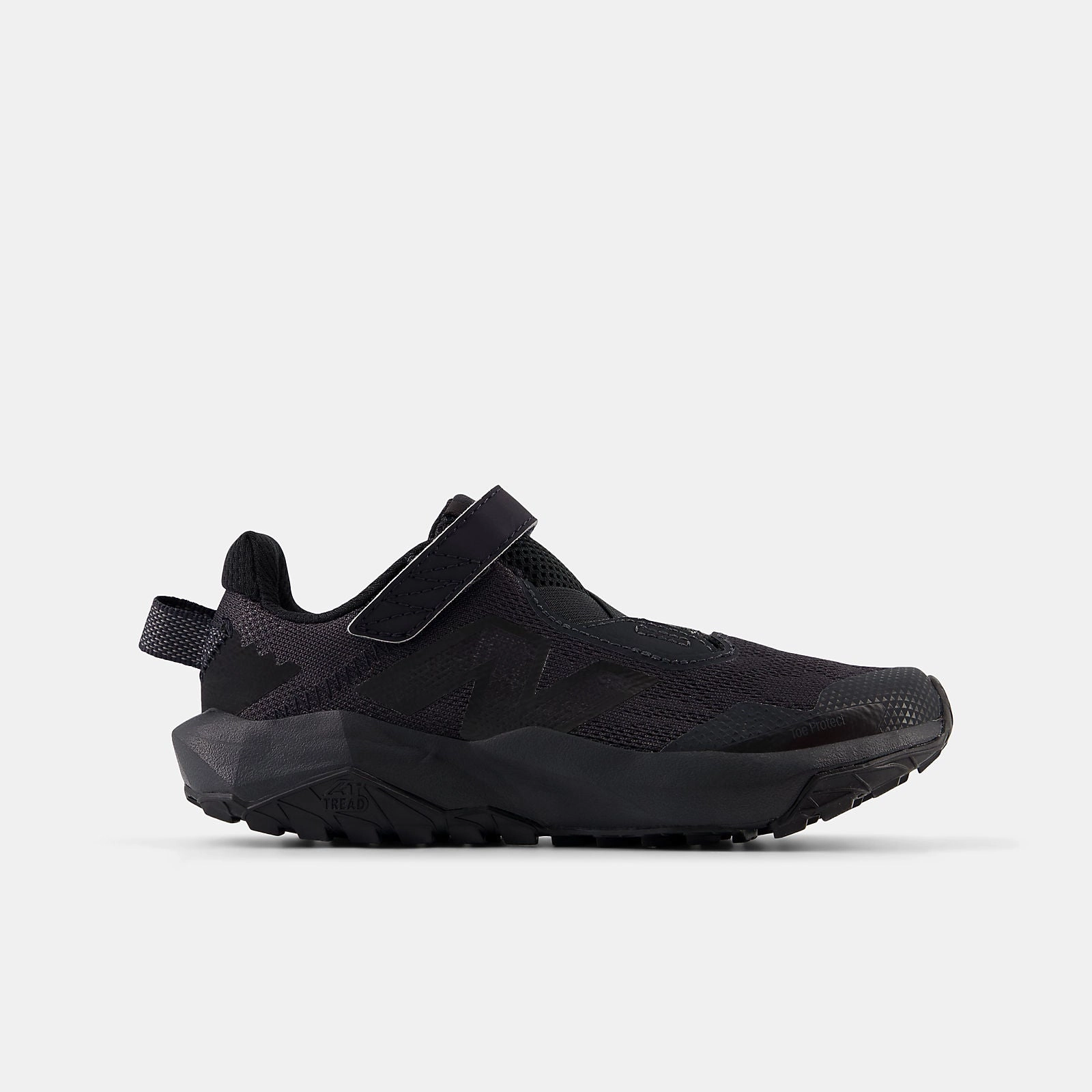 New Balance Kid's Dynasoft Nitrel V6 Top Strap Triple Black Running Shoes Best Trail For Heavy Runners