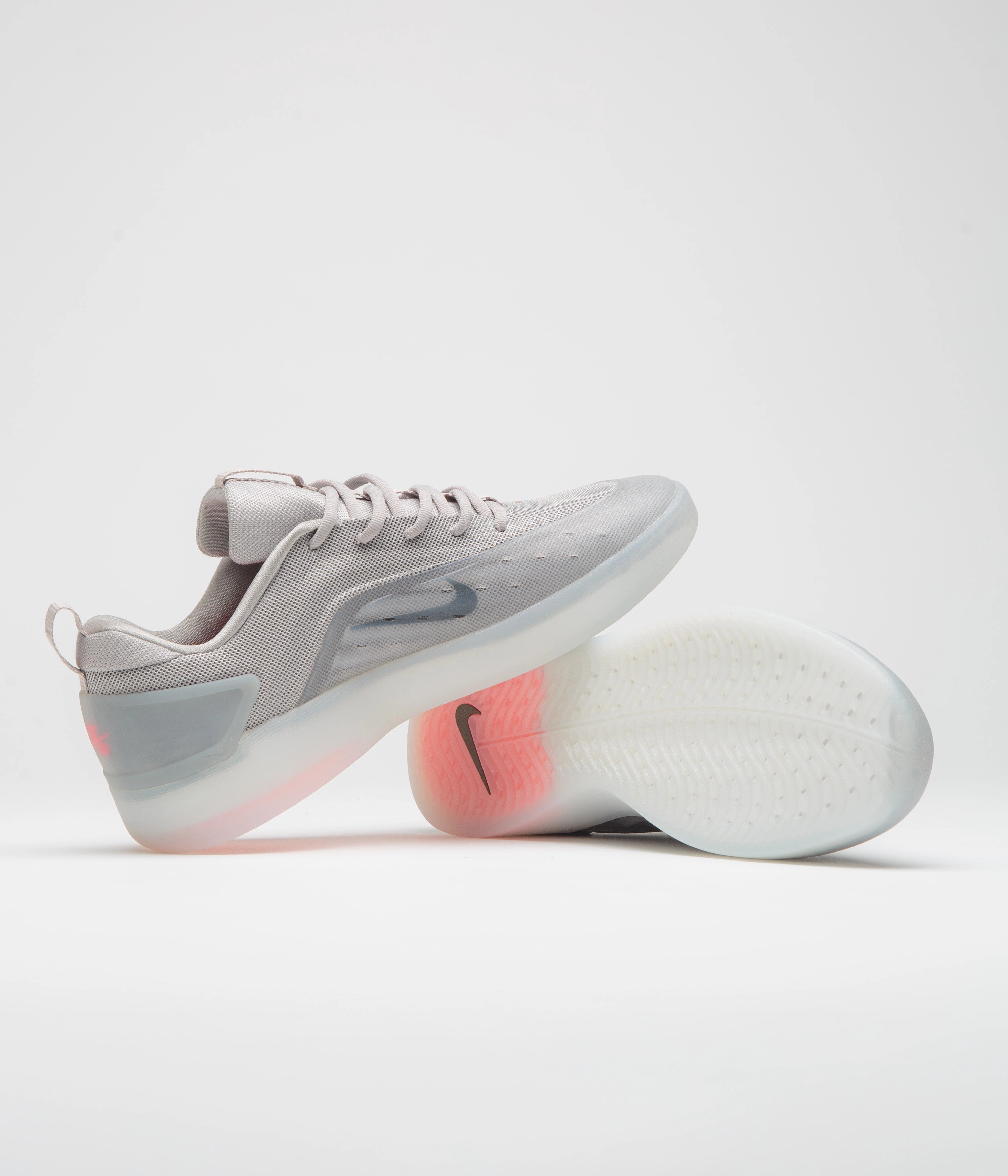 Nike Running And Training Shoes Nike SB Nyjah 4 Shoes - College Grey / Mink Brown - Light Silver