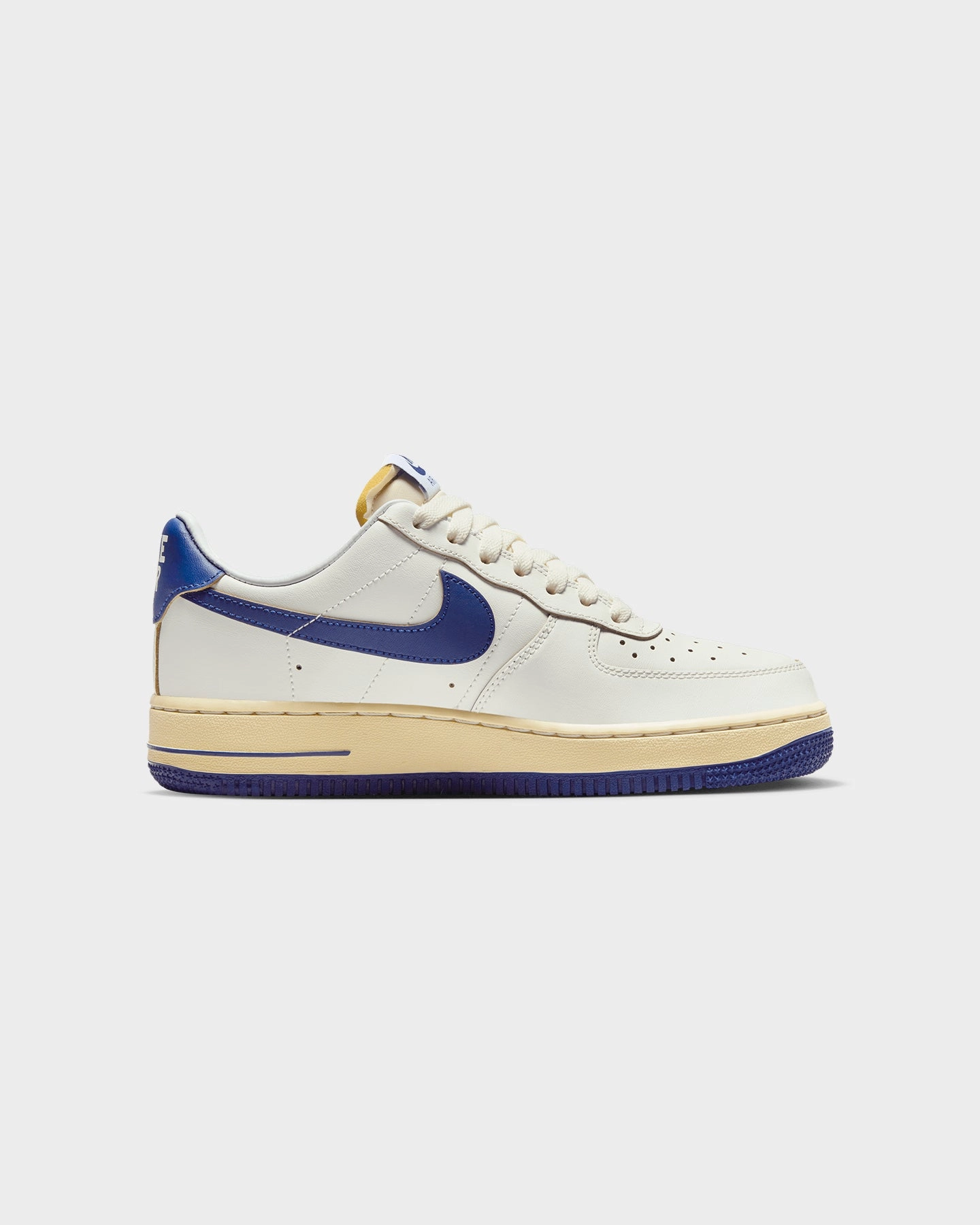 Nike Oregon Ducks Shoes Nike Women's Air Force 1 '07 NCPS "Athletic Department" Sail/Deep Royal Blue