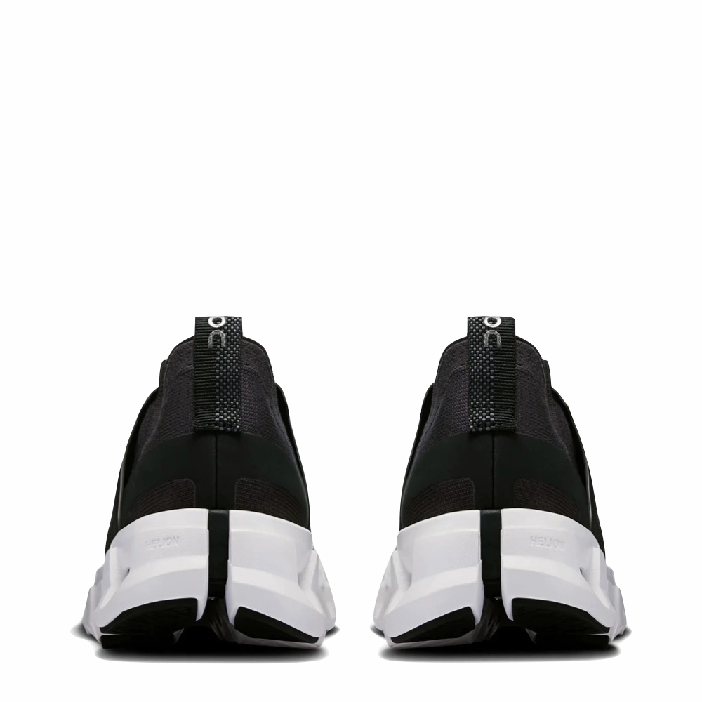 Shadow Professional Badminton Shoes On Women's Cloudswift 4 Sneaker in Black/White