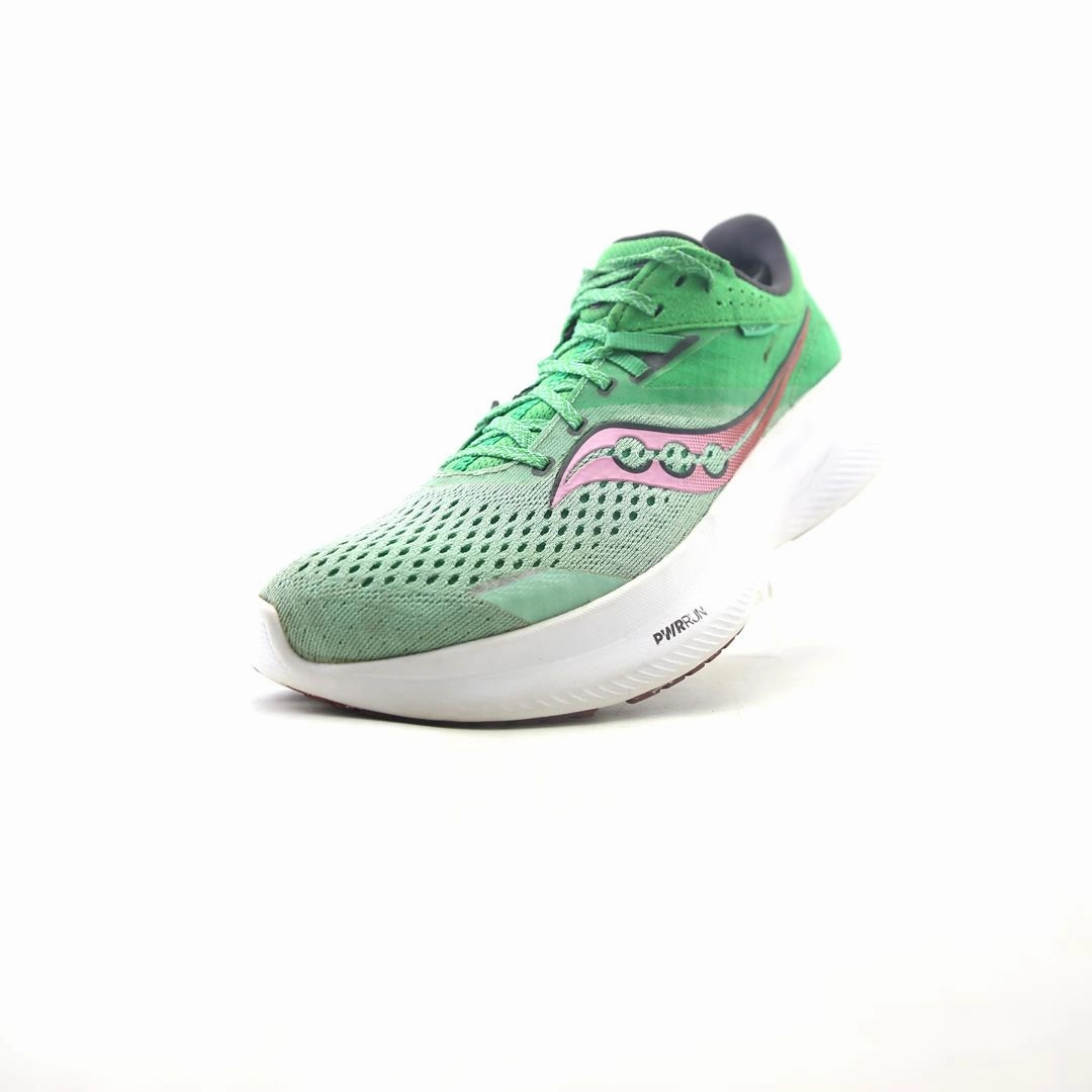 Best Volleyball Shoes For Setters SAUCONY GUIDE 16