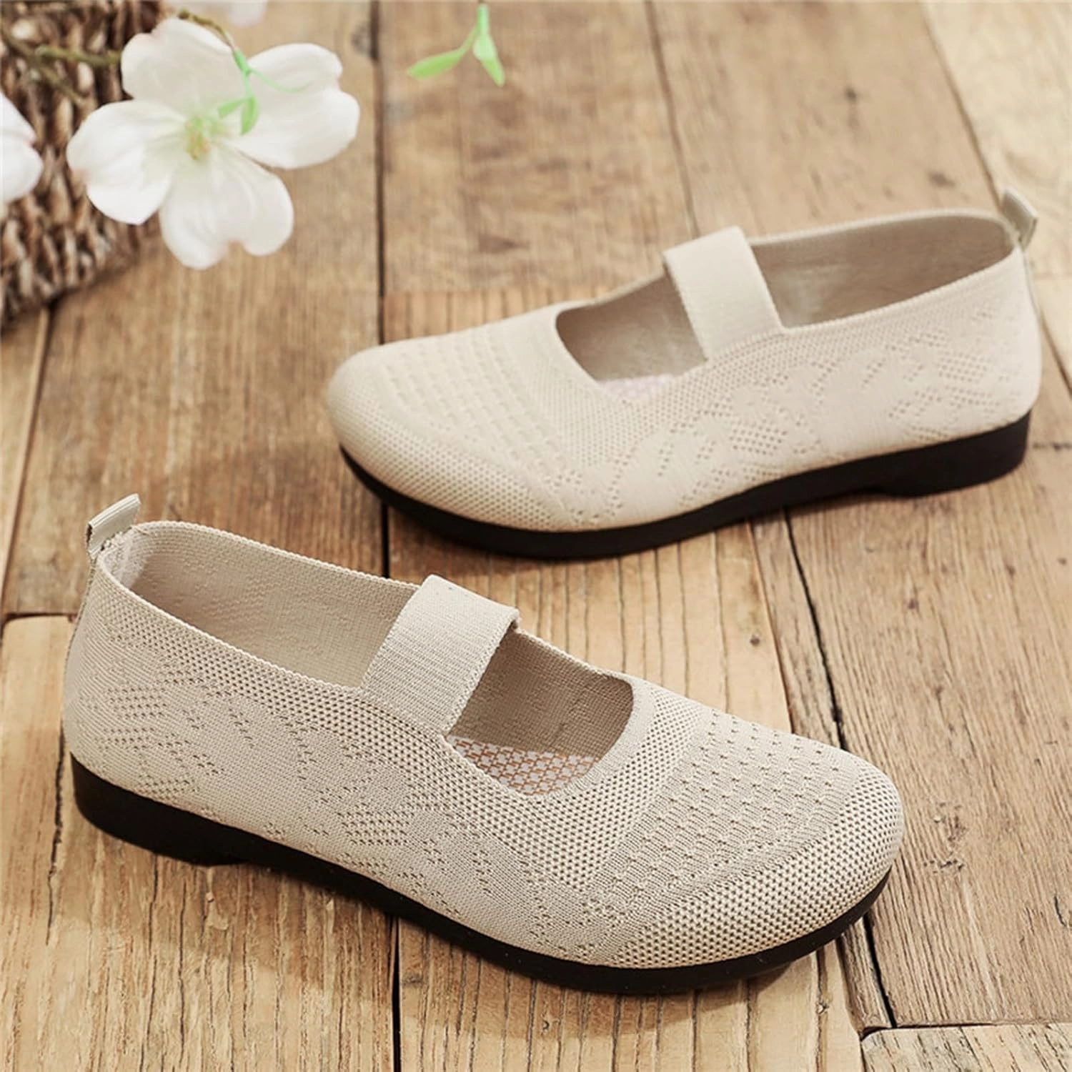 Women Mary Jane Flat Shoes Wide Toe Box Comofortable Ballet Flat with Adjustable Straps Slip on Washable Knit Casual Flats Most Comfortable Sneakers