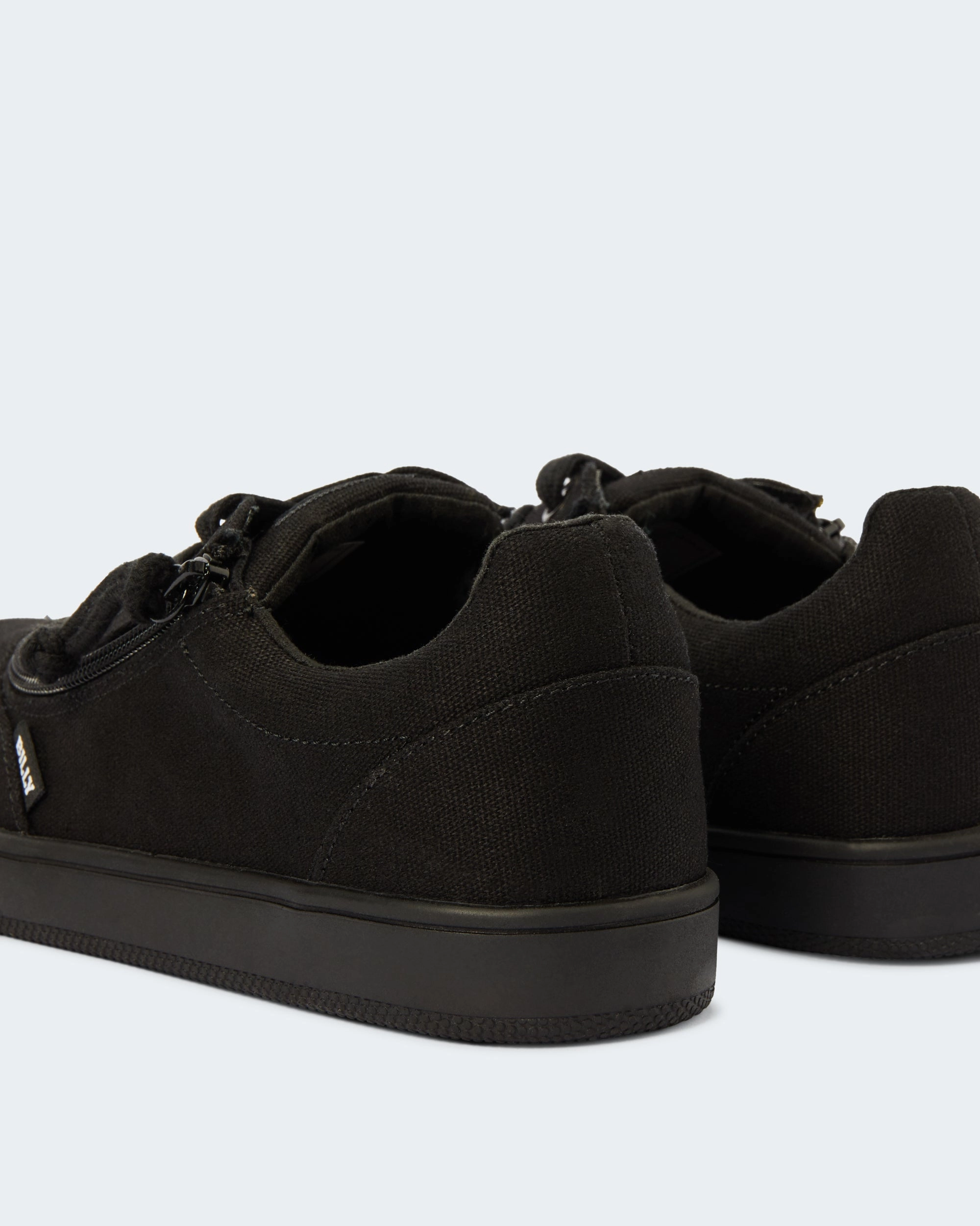 Sneaker II (Men) - Black to the Floor 2e Wide Basketball Shoes