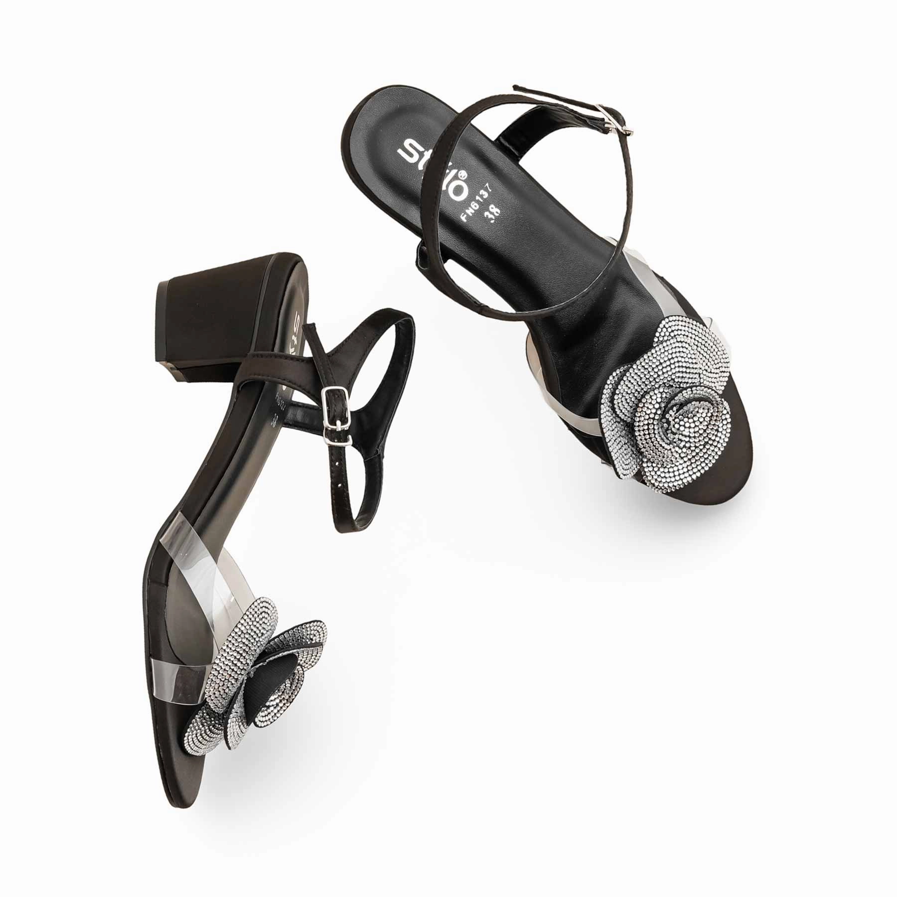 Jean And Sandals Black Fancy Sandal FN6137