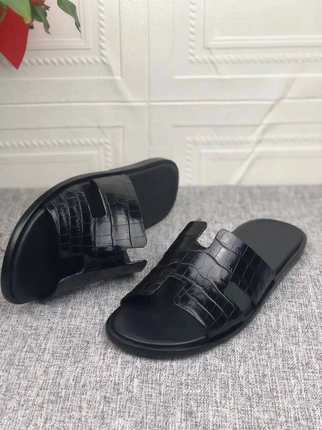Preorder Genuine Crocodile Belly Leather Mens Slipper Auntie Bear Slippers