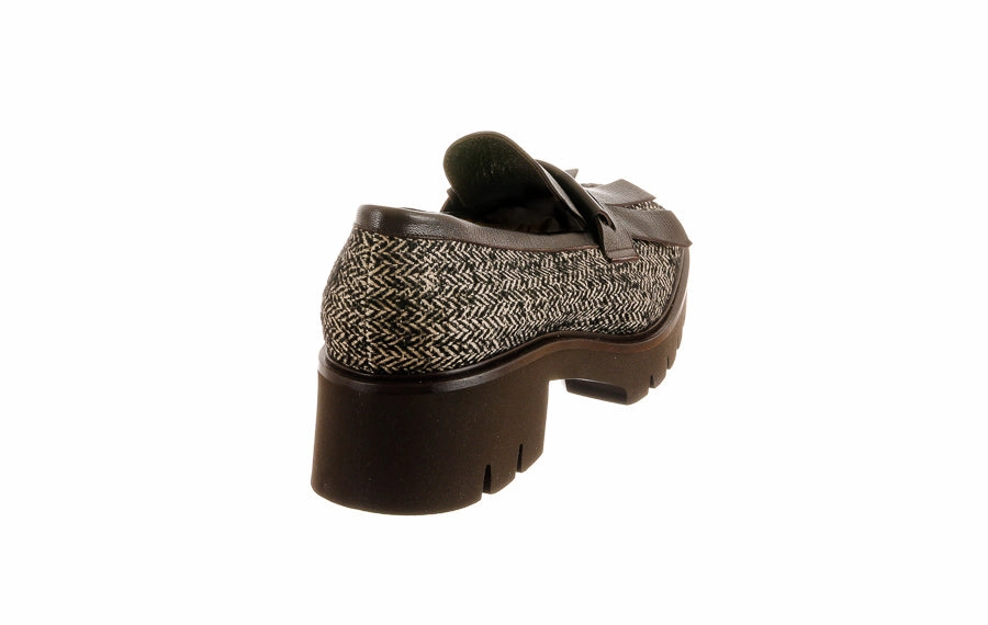 Br Yarn To Boot Loafers