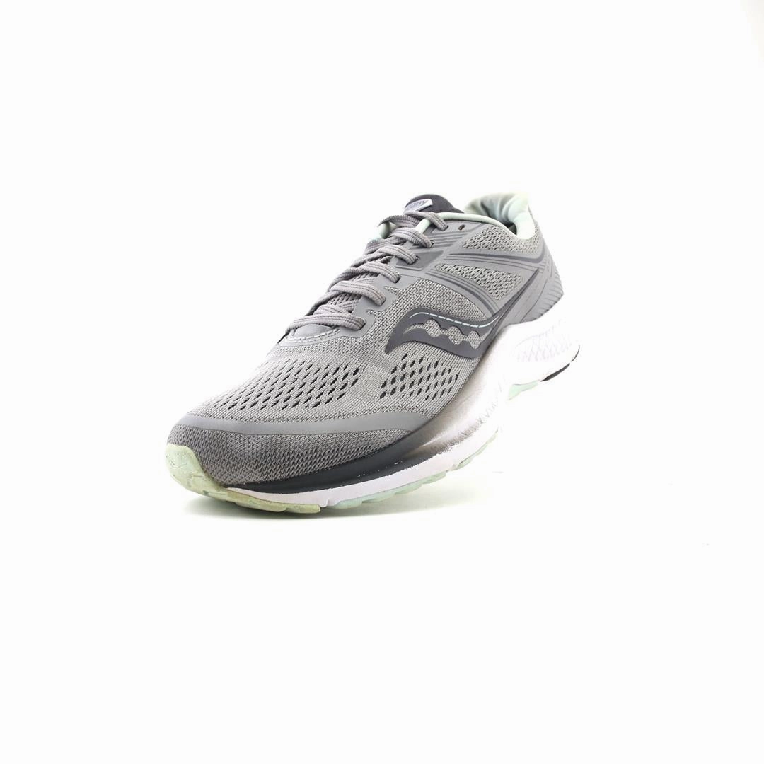 Rubber Shoes For Volleyball SAUCONY OMNI 19