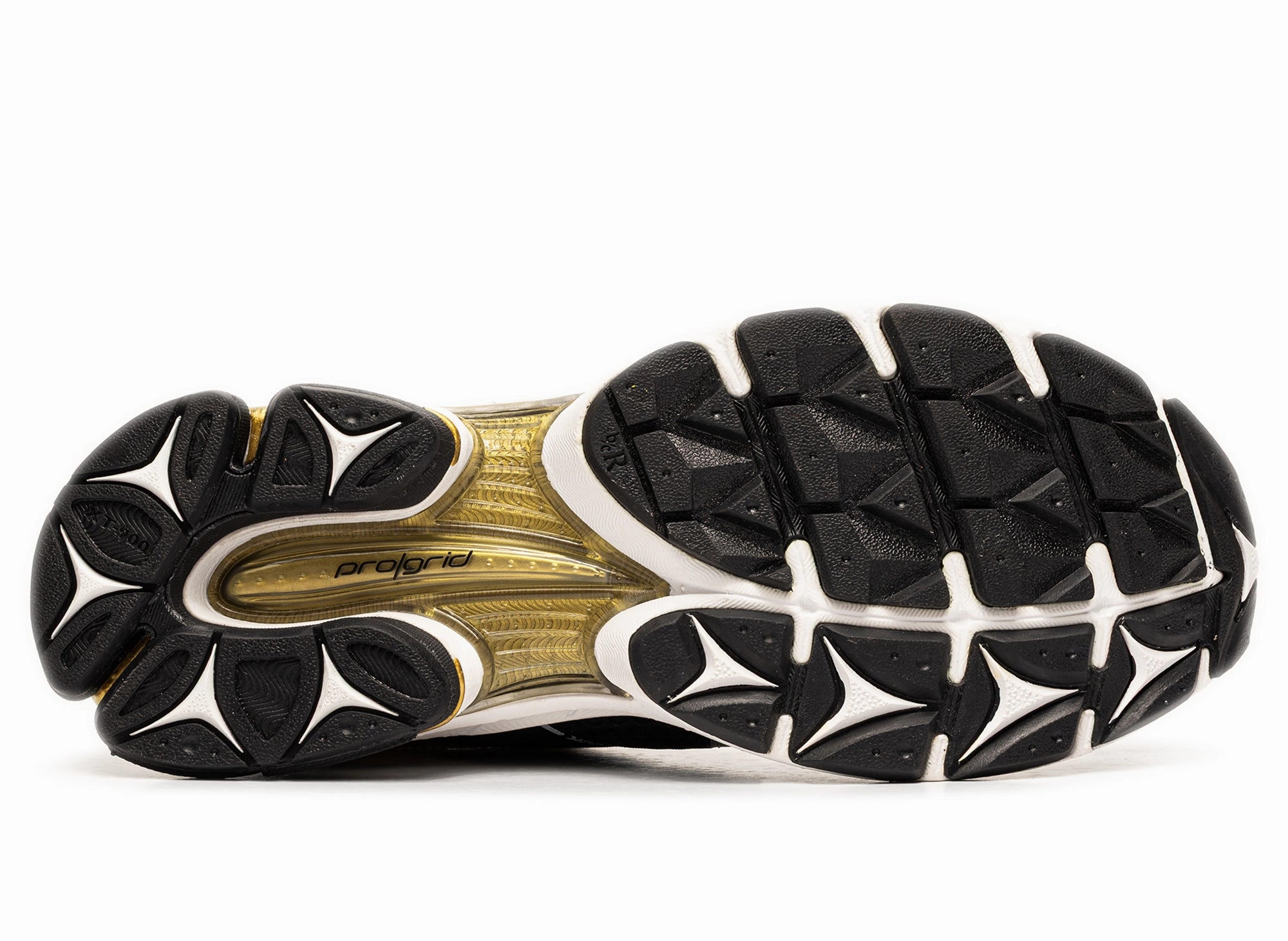 Saucony Progrid Triumph 4 Yonex Badminton.shoe.light One