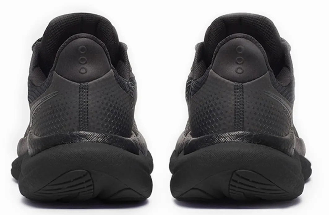 Saucony Triumph 23 GORE-TEX Mens Running Shoes - Black Alpinestars J6 Waterproof Shoes